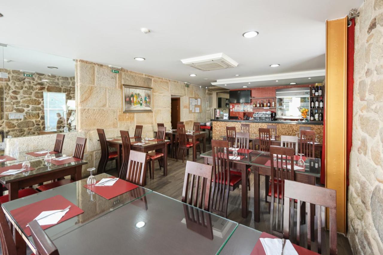 Alojamento Central Chaves Bagian luar foto
