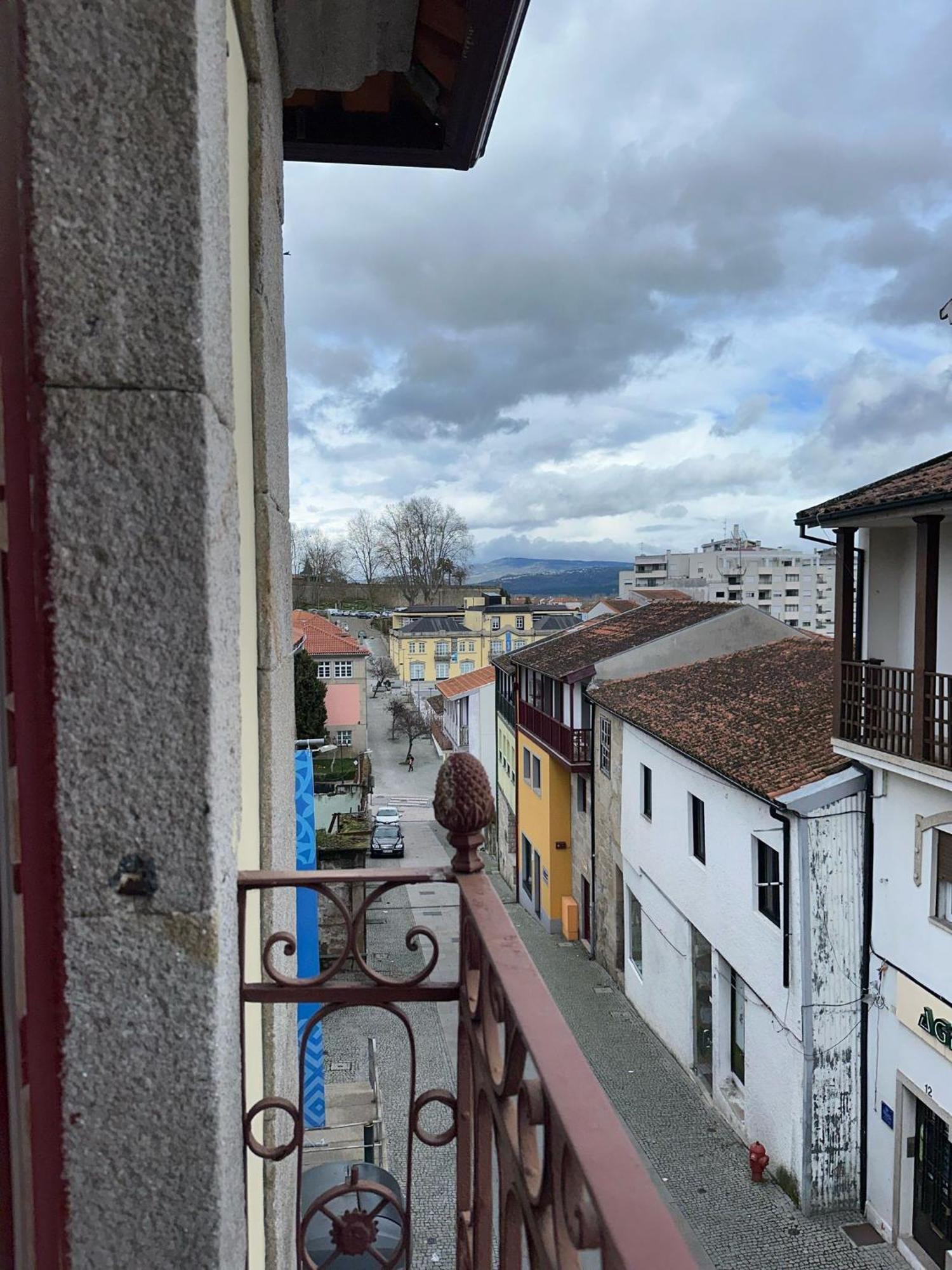 Alojamento Central Chaves Bagian luar foto